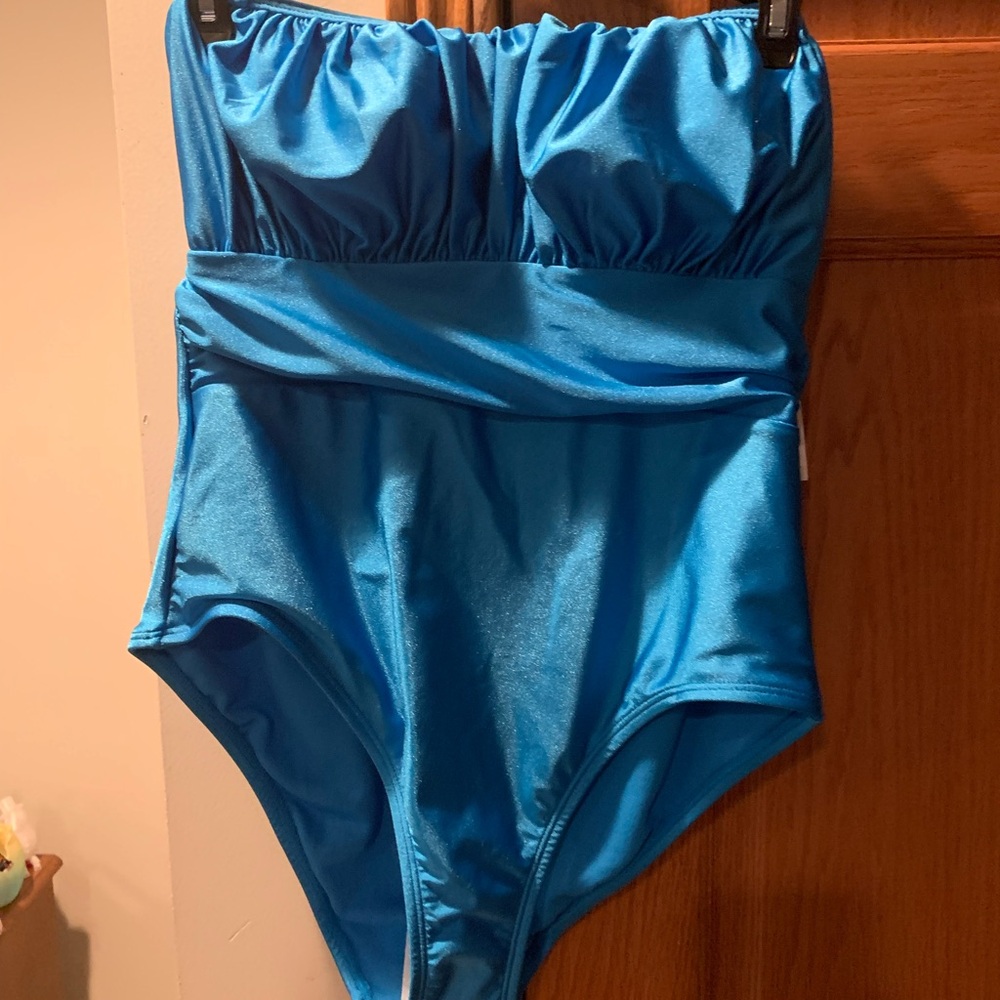 New Time and Tru Elegant Blue Women's Bikini. Size M (8-10)